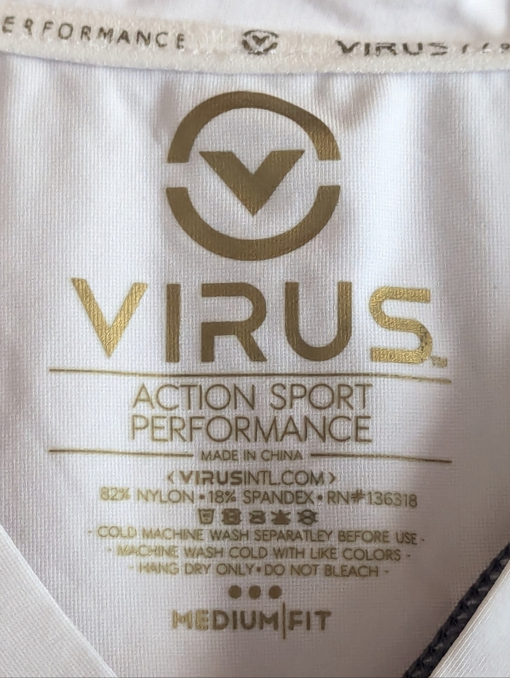 Virus Women's Medium White V-Neck T-shirt Performance Tee Compression Athletic - Picture 2 of 6